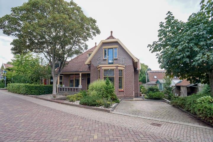 Dijk 108 in Broek op Langedijk foto