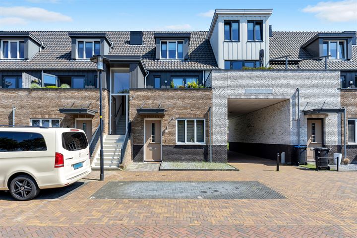 Dijkoever 15 in Hillegom foto