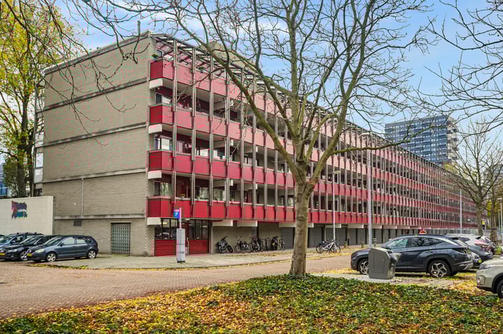 Dijkwater 175 in Amsterdam