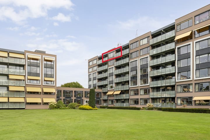 Dikkersstraat 1-611 in Ommen foto