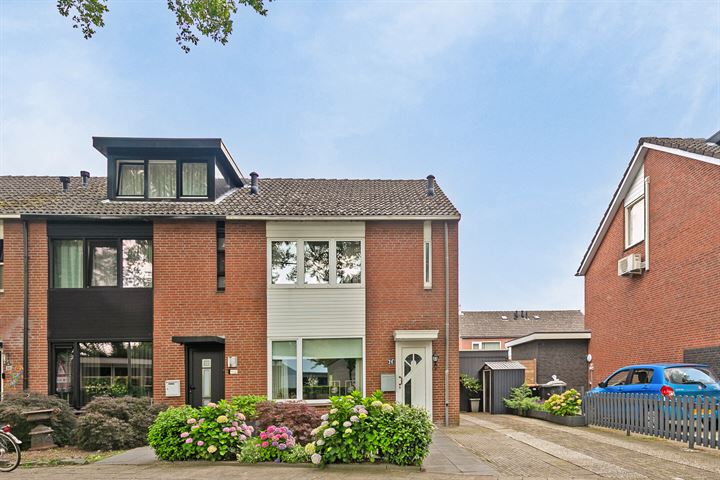 Dingeldeinstraat 26 in Borne foto