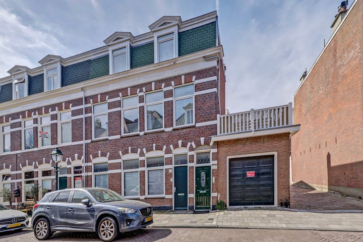 Dirk Hoogenraadstraat 90 in 's-Gravenhage foto