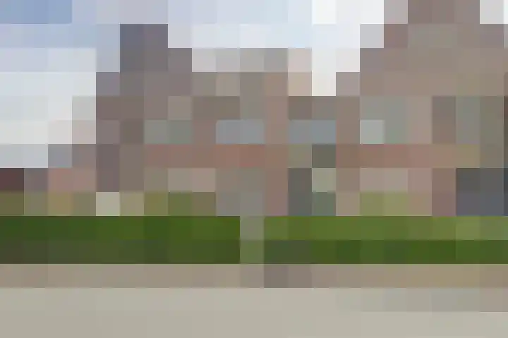 Dirk IV-plein 2 in Hoornaar