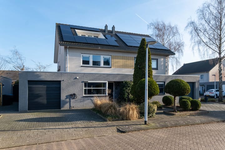 Dobbehôf 4 in Goutum foto