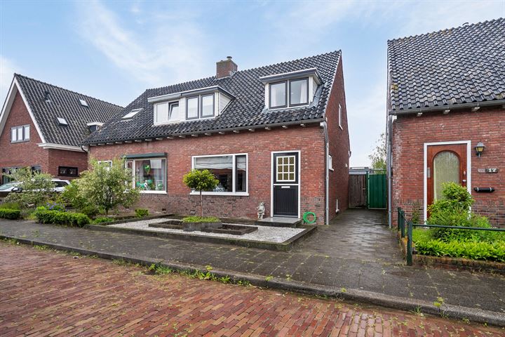 Doelstraat 15 in Krabbendijke foto