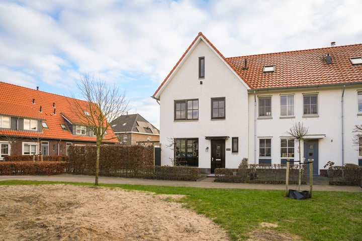 Dokter A Zandijkhof 10 in Kesteren foto