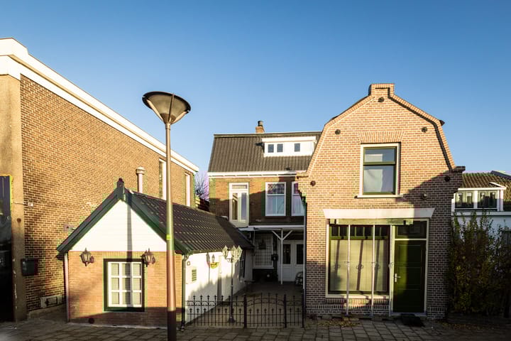 Dokter Baumannplein 17 in Halfweg foto