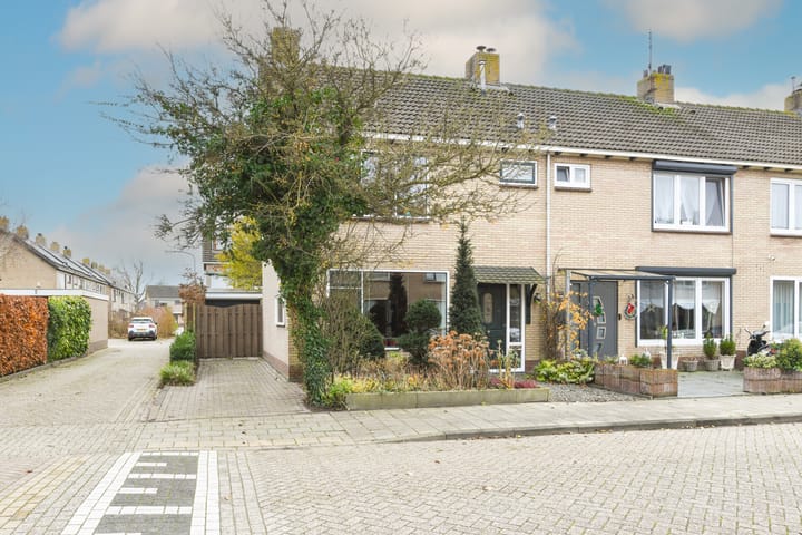 Dokter Bloemstraat 68 in Spierdijk foto