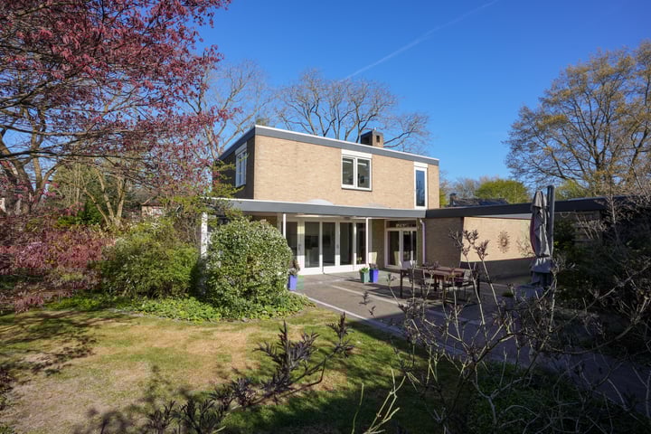 Dokter de Weverlaan 1 in Heerlen foto