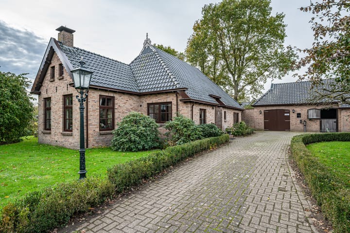 Dokter Ypeijlaan 12 in Noardburgum