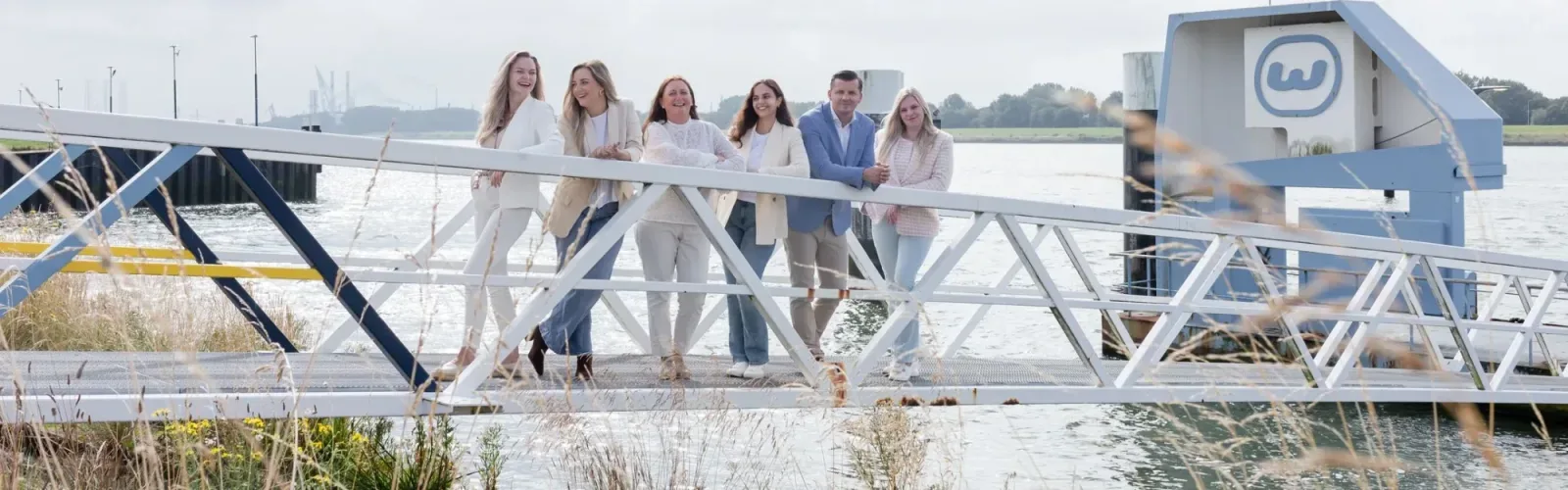 Mannschaftsfoto von Dolphijn NVM Makelaardij