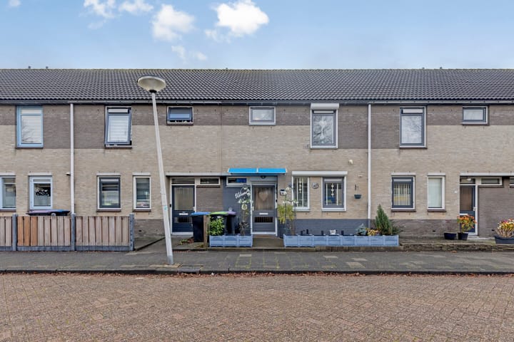 Foto van woning Donaulaan 30, Spijkenisse