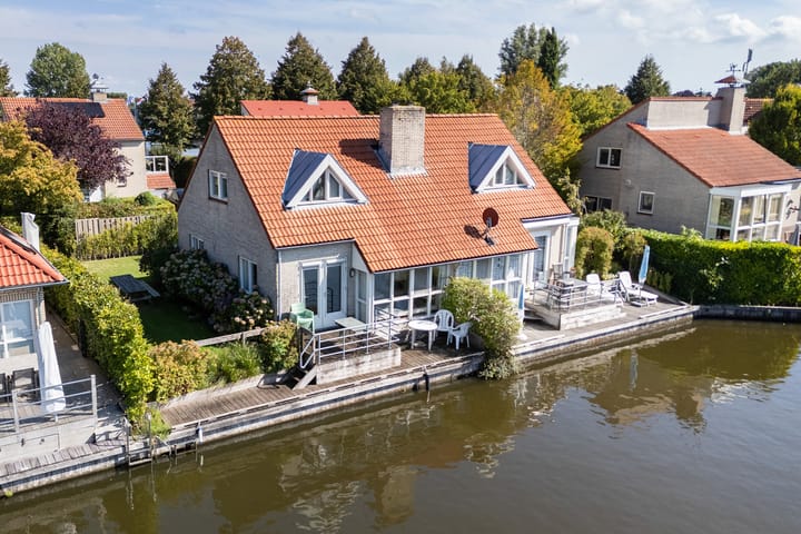 Doniapark 136 in Langweer foto