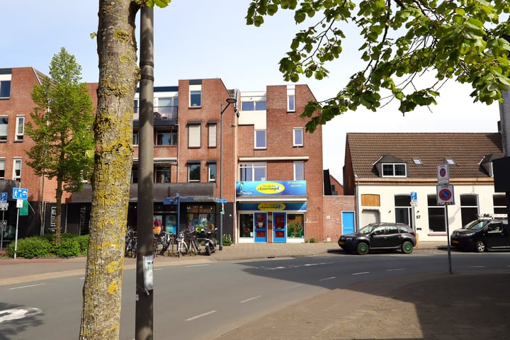 Donkerstraat 6A in Oosterhout foto