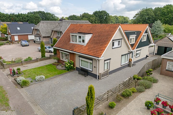 Dordsedijk 107 in Klazienaveen foto