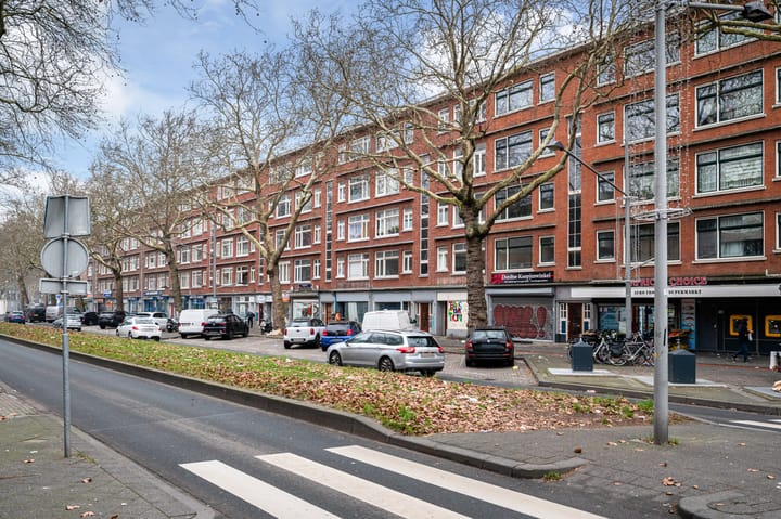 Dordtselaan 154B in Rotterdam