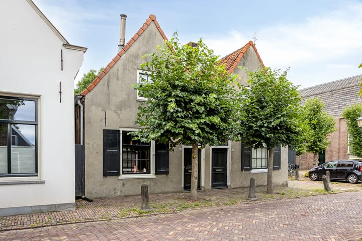 Dorpsstraat 12 in Baambrugge foto