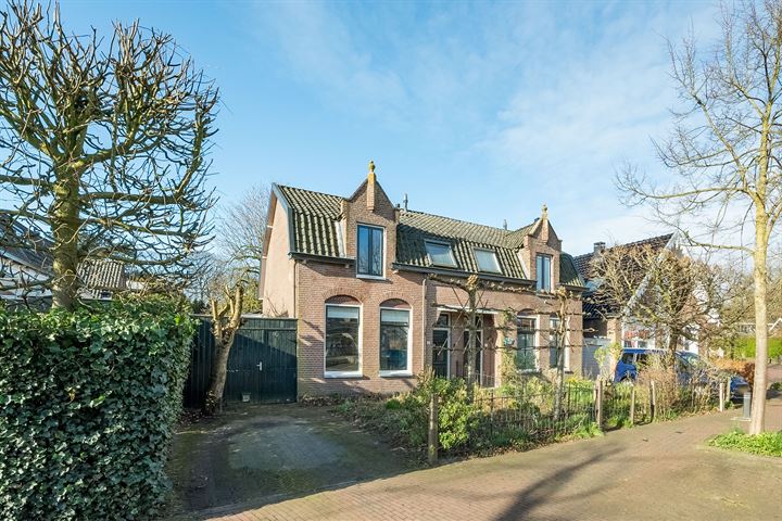 Dorpsstraat 20 in Muiderberg foto
