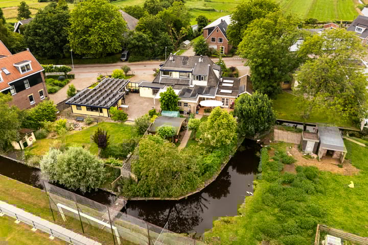 Dorpsstraat 271 in Assendelft foto