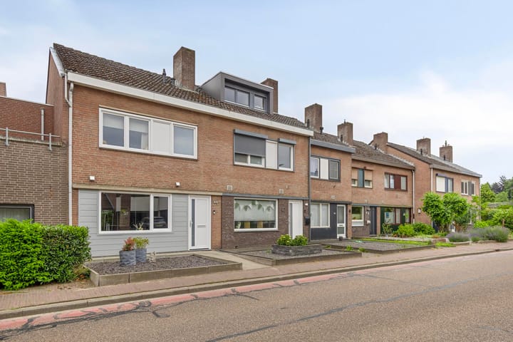 Dorpsstraat 46 in Schinnen