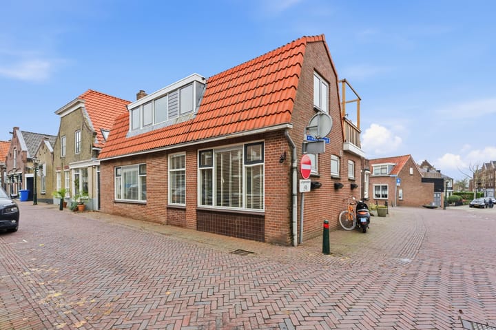Dorpsstraat 57 in Poortugaal foto