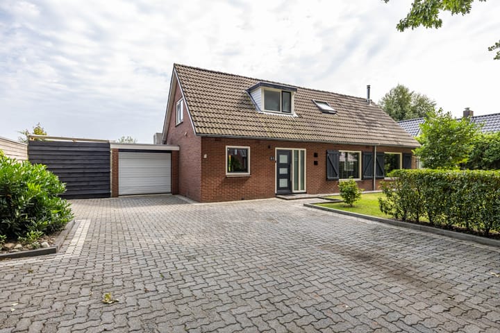 Dorpsstraat 60 in Zuidlaarderveen foto