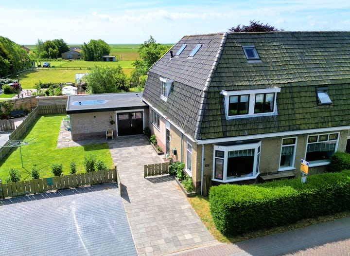 Dorpsstraat 70 in Hoorn foto