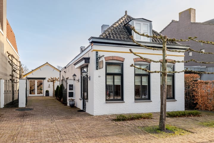 Dorpstraat 19 in Ulvenhout