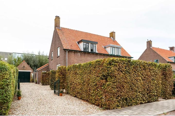 Dr. J.J.F. Steijlingweg 12 in Maartensdijk foto