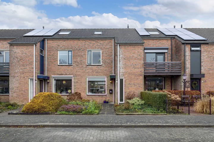 Dr. W.M. Verhaarlaan 8 in Emmeloord