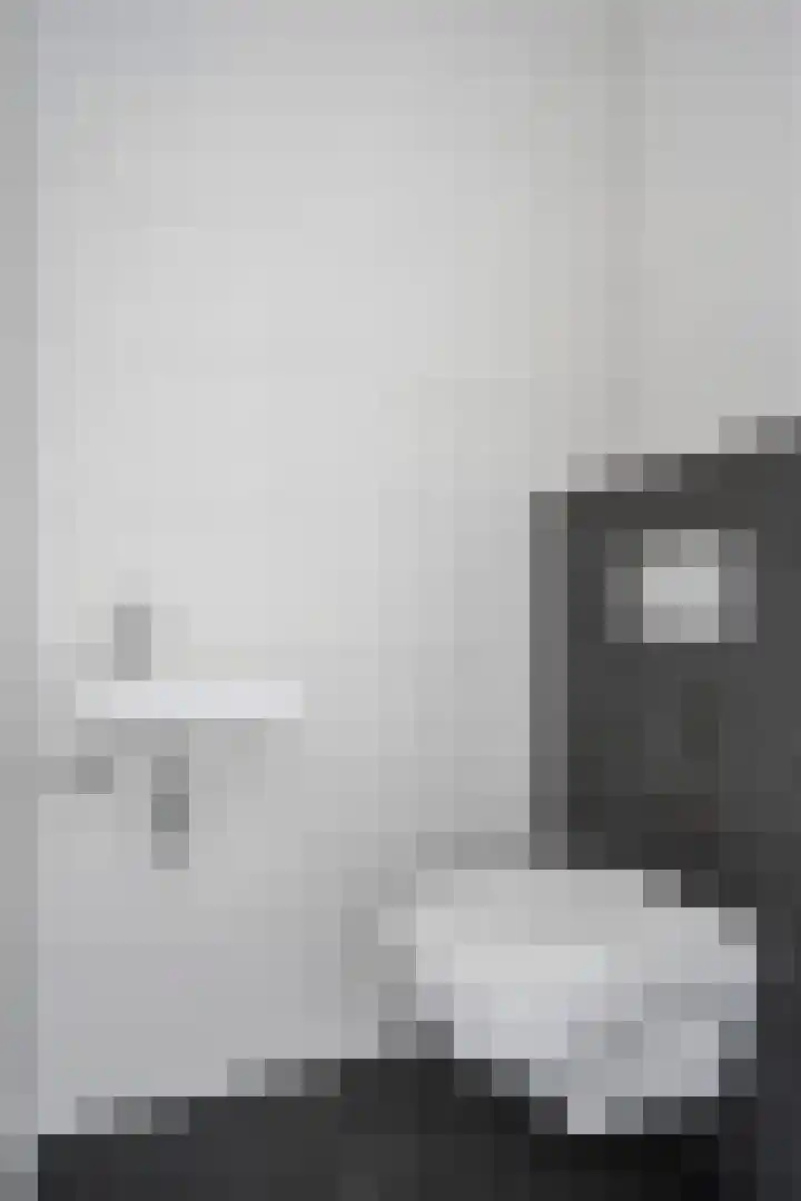 Dries 16 Herpen thumbnail 36