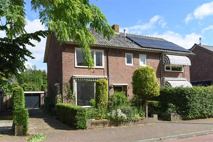 Driftweg 24 in Huizen foto