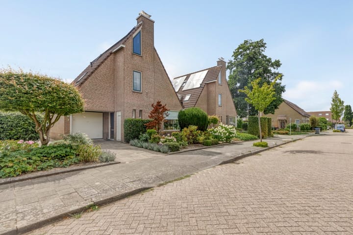 Drijverschuit 39 in Hardinxveld-Giessendam foto