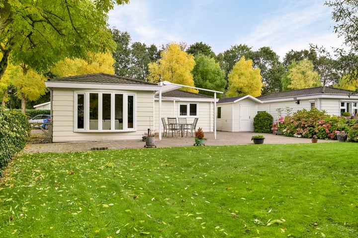 Droompark Buitenhuizen 207 in Velsen-Zuid foto