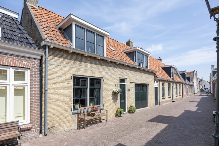 Dubbelstraat 193 in Sloten foto