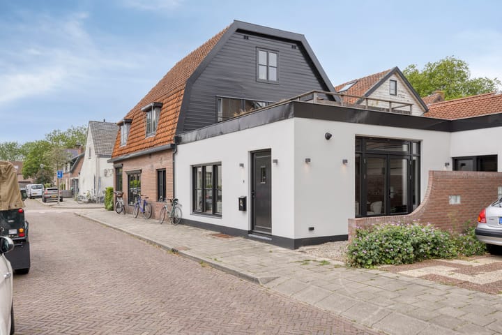 Dudok de Witstraat 50a in Breukelen foto
