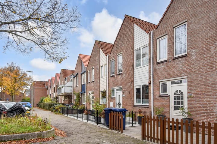 Duke Ellingtonstraat 242 in 's-Gravenhage foto