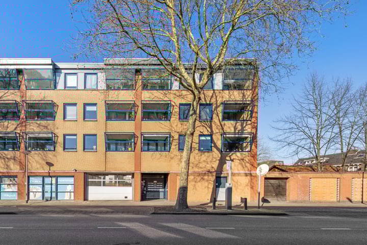 Dunantstraat 57 in Roosendaal foto