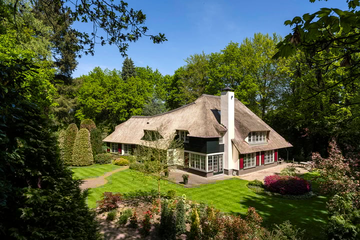 Dwarslaan 39 in Blaricum foto