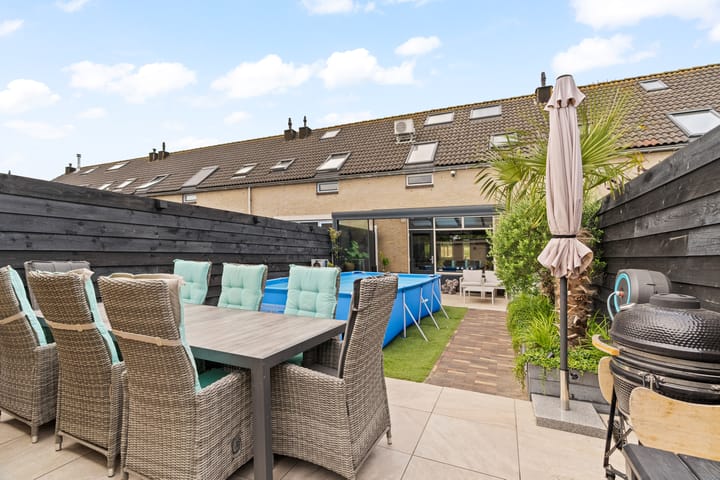 Foto van woning Ebrostraat 72, Spijkenisse