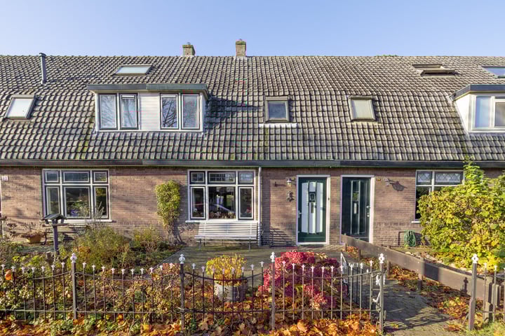 Eemnesserweg 30 in Huizen foto