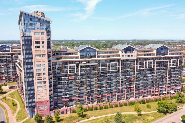 Eemsteintoren 24 in Zwijndrecht foto