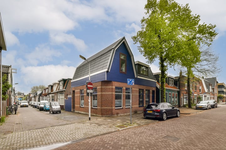 Eendrachtstraat 10 in Zaandam foto
