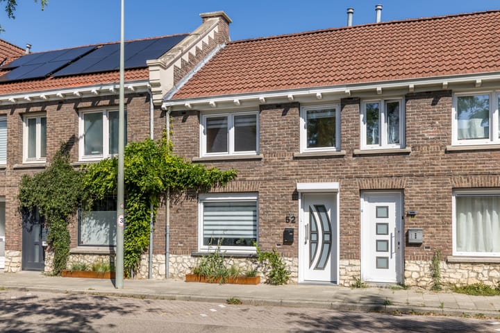 Eikenderweg 52 in Heerlen foto