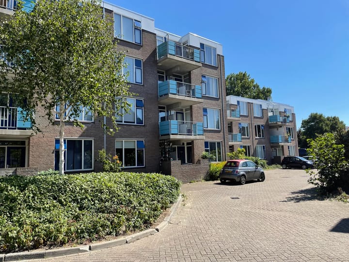 Eikenhorst 321 in Alphen aan den Rijn foto
