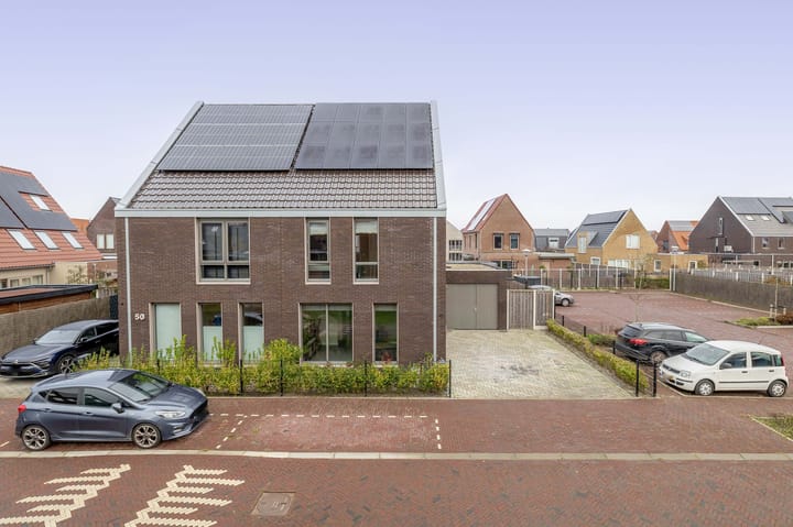 Eikenhorst 48 in Julianadorp foto