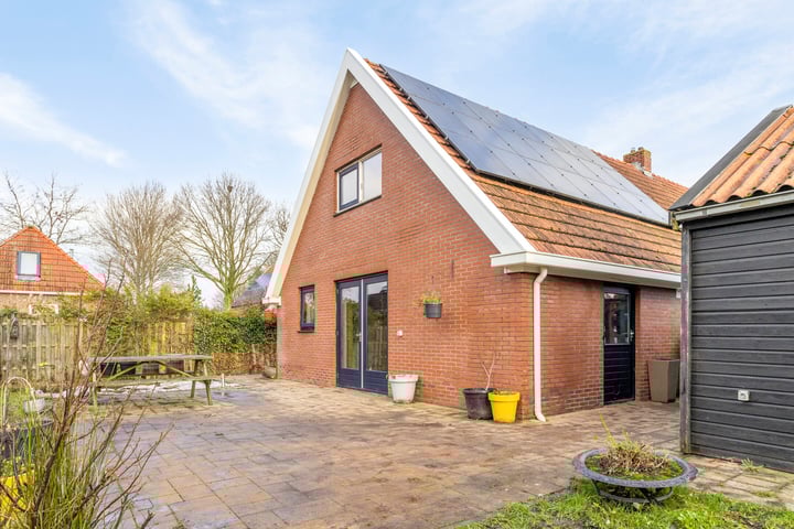 Eikenlaan 2 in Nieuw-Buinen foto