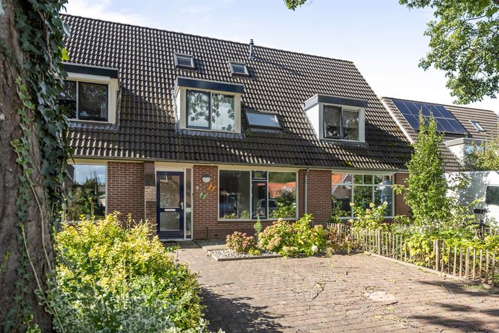 Eikenweg 11 in Olst foto