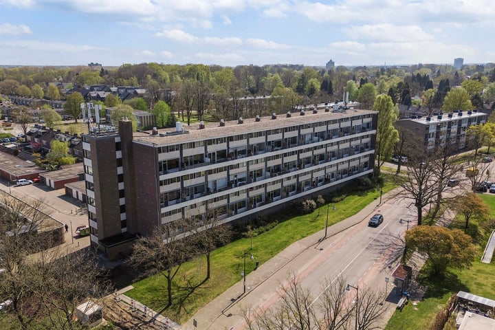 Einsteinlaan 104 in Apeldoorn foto