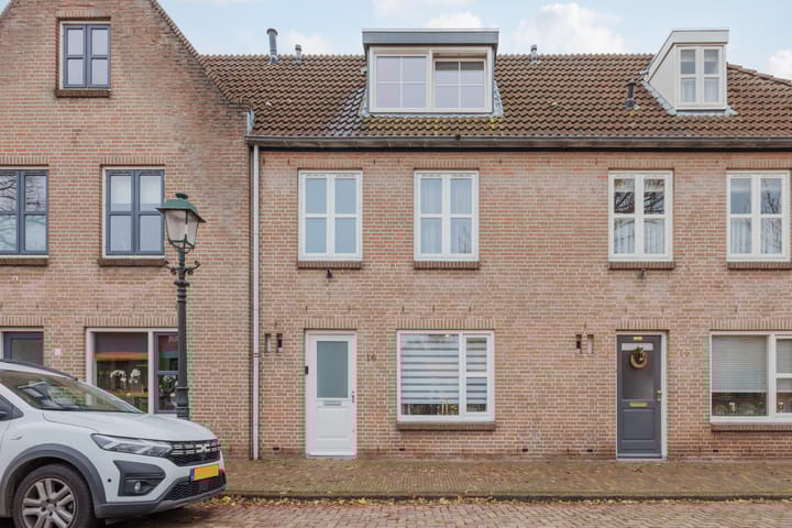 Elisabethstraat 14 in Geertruidenberg foto